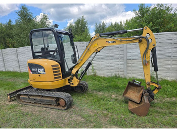 Mini excavator CATERPILLAR