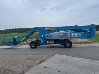 Articulated boom lift GENIE