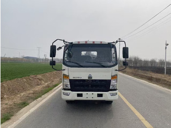Tanker truck SINOTRUK HOWO