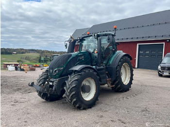 Farm tractor VALTRA T234