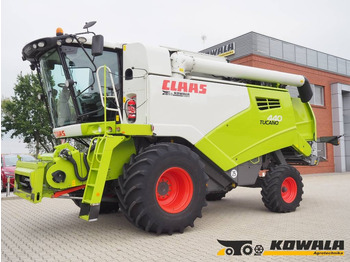 Combine harvester CLAAS Tucano