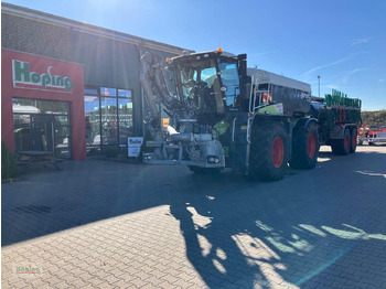 Farm tractor CLAAS Xerion 4000