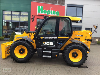 Telescopic handler JCB