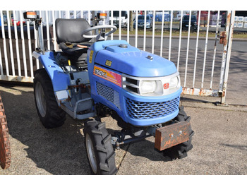 Straddle tractor ISEKI