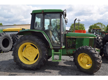 Farm tractor JOHN DEERE 6100