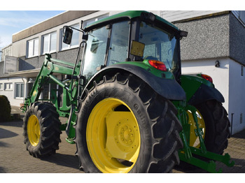 Farm tractor John Deere 6220: picture 5 Farm tractor John Deere 6220: picture 5