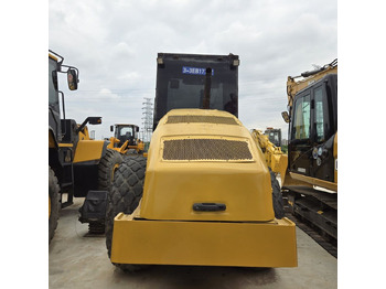 Compactor Caterpillar CS76: picture 5