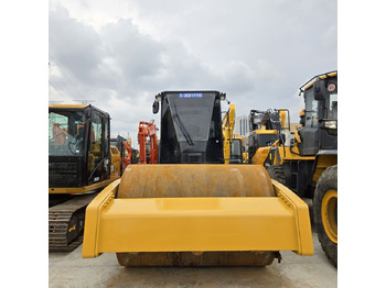 Compactor Caterpillar CS76: picture 3