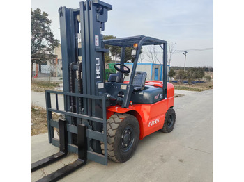 Diesel forklift HELI