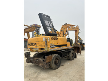Wheel excavator HYUNDAI R210