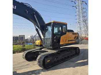 Crawler excavator Hyundai HX220L: picture 5