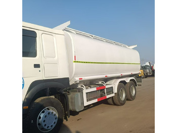 Tanker truck SINOTRUK HOWO