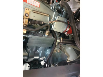 Tipper SINOTRUK HOWO: picture 3