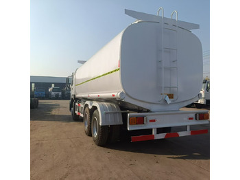 Tanker truck SINOTRUK HOWO: picture 4