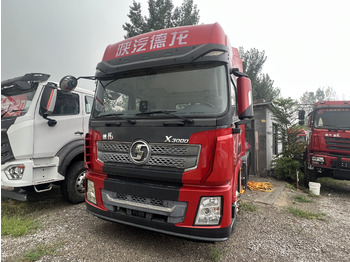 Tractor unit SHACMAN