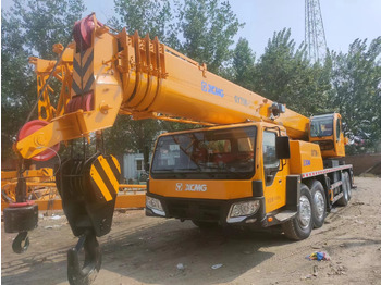 Mobile crane XCMG QY70K