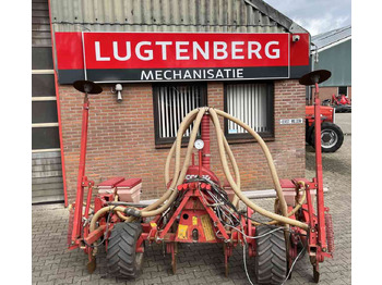 Precision seeder