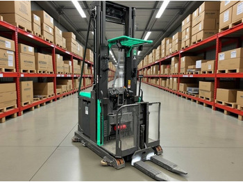 Order picker MITSUBISHI