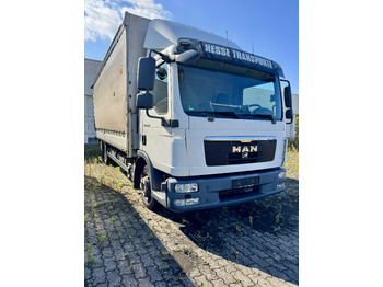 Curtain side truck MAN
