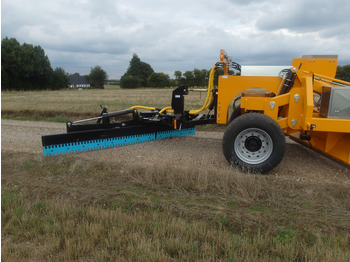 New Grader GST 2550 Gravel road tractor Grader: picture 4 New Grader GST 2550 Gravel road tractor Grader: picture 4