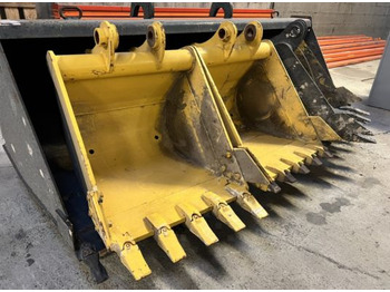 Excavator bucket