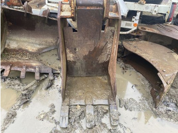 Excavator bucket