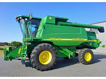 Combine harvester JOHN DEERE 2000 Series