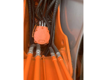 Mini excavator HITACHI ZX60: picture 4