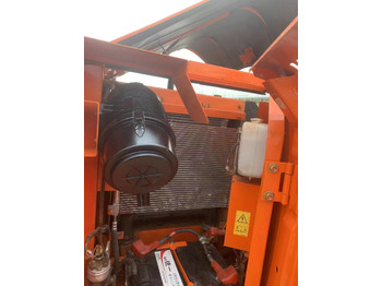 Mini excavator HITACHI ZX60: picture 5