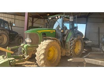 Farm tractor JOHN DEERE 7530