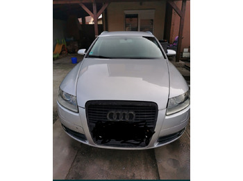 Saloon car AUDI