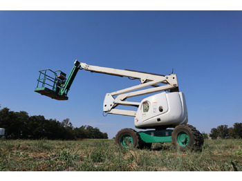 Articulated boom lift HAULOTTE