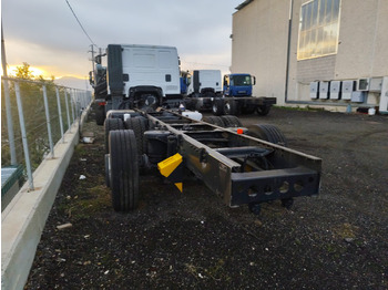 Cab chassis truck IVECO STRALIS AD 260S31 XP: picture 4