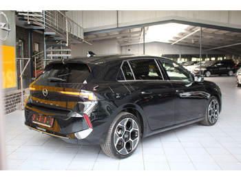 Saloon car Opel Astra L 5-trg. Ultimate Schiebedach Alcantara: picture 5