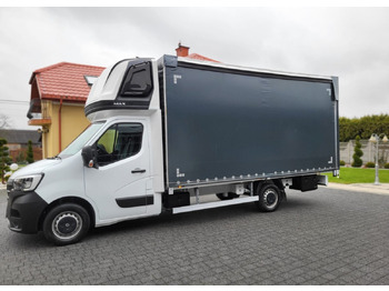 Curtain side van RENAULT Master