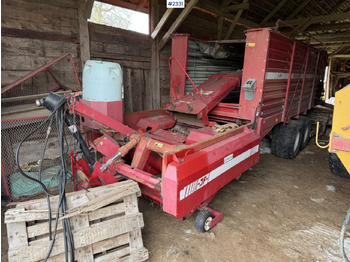 Hay and forage equipment