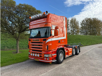 Tractor unit SCANIA R 560