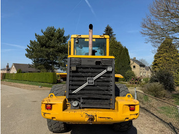 Wheel loader Volvo L70D: picture 4