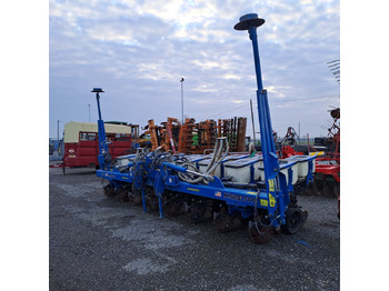 Precision seeder