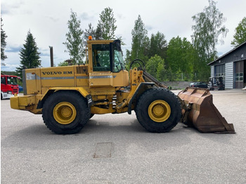 Wheel loader Volvo L120B: picture 4