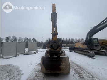 Crawler excavator JCB JS 220: picture 3 Crawler excavator JCB JS 220: picture 3