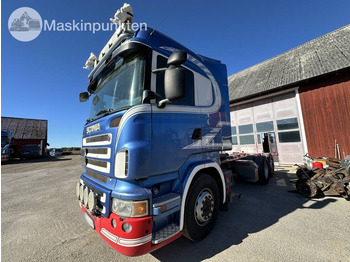Cab chassis truck SCANIA R 560