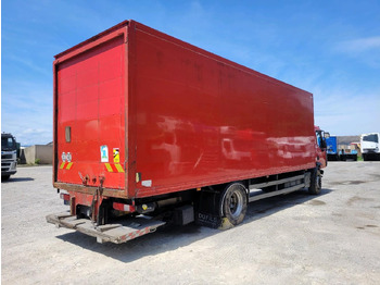 Box truck RENAULT D19 WIDE: picture 4
