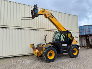Telescopic handler JCB