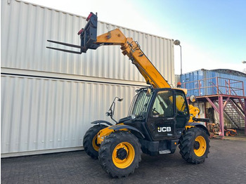 Telescopic handler JCB