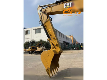 Crawler excavator CATERPILLAR 313D2 GC: picture 4
