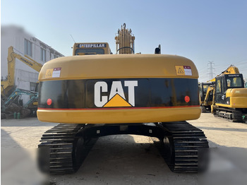 Crawler excavator CATERPILLAR 320CL: picture 5