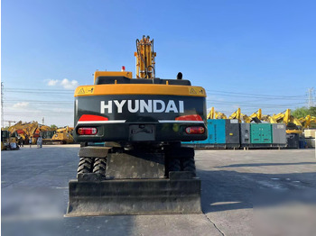 Wheel excavator HYUNDAI ROBEX 210W-9: picture 3