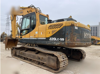 Crawler excavator HYUNDAI ROBEX 220 LC-9: picture 4