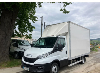 Closed box van IVECO Daily 35c16